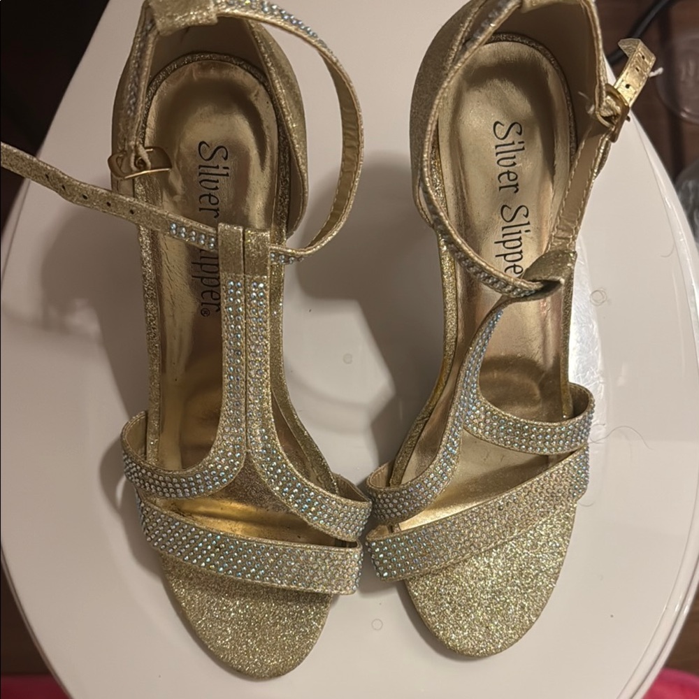 Slip Gold Heels with T-Strap Design